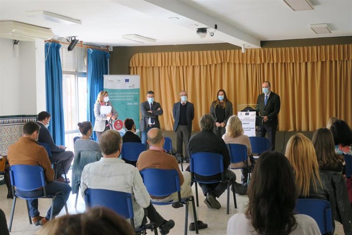 Presentación del Equipo Intermedio de Intervención para el Polígono Sur