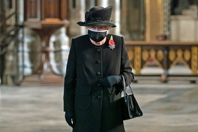 07 November 2020, England, London: Queen Elizabeth II attends a ceremony in London's Westminster Abbey to mark the centenary of the burial of the Unknown Warrior. Photo: Aaron Chown/PA Wire/dpa
