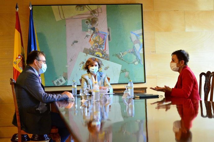 Reunión de la vicepresidenta del Gobierno, Carmen Calvo, con la portavoz de Bildu en el Congreso, Mertxe Aizpurua