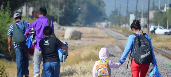 Niños migrantes en México.