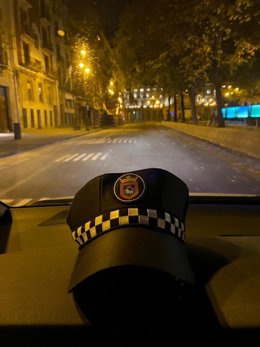 Vehículo de la Policía Municipal en Pamplona.