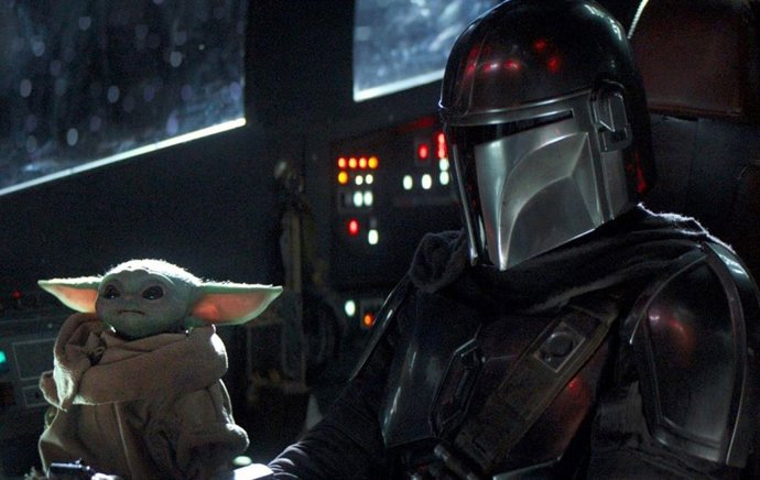 Baby Yoda y Mando en The Mandalorian