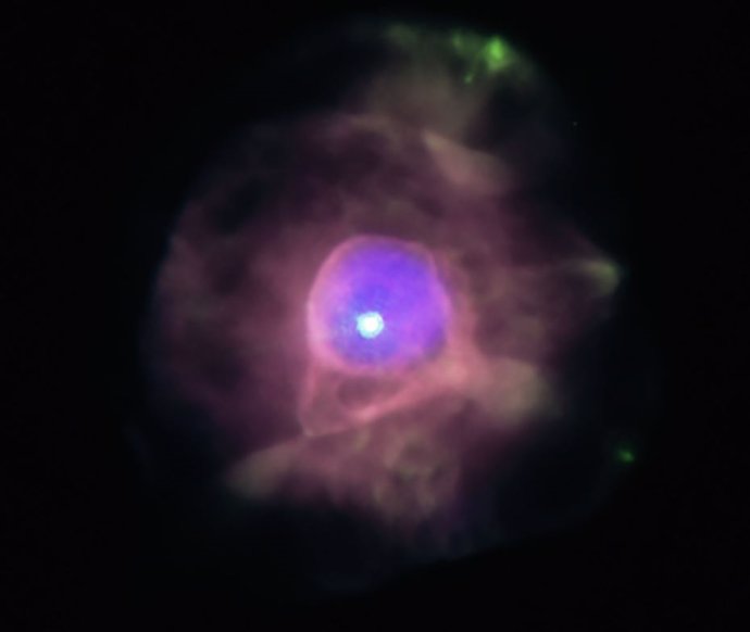 Nebulosa planetaria IC4593