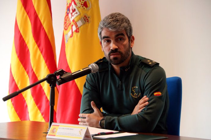 Pla mitj del capit Carlos Núñez, cap del Grup Central d'Activitats Subaqutiques de la Gurdia Civil, en roda de premsa a Tarragona el 13 de novembre del 2020. (Horitzontal)