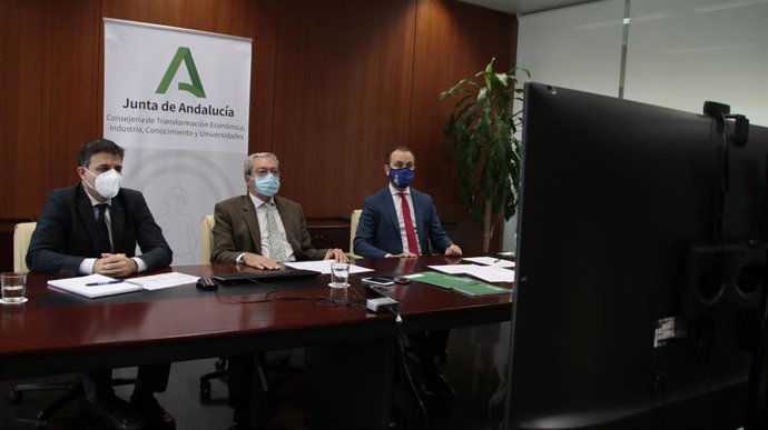 [L Enviosprensa.Cteicu] Nota Consejería Transformación Económica. Velasco Apuesta Por Introducir Reformas Que Eliminen Trabas Burocráticas Para Aprovechar Al Máximo Los Fondos Europeos Next Generation