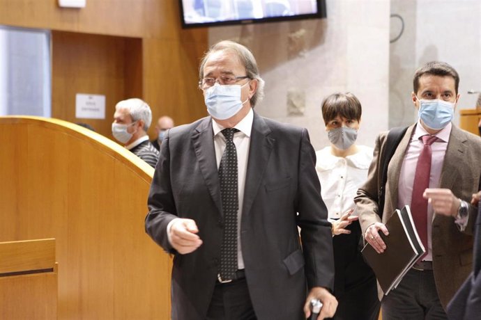 El consejero de Hacienda del Gobierno de Aragón, Carlos Pérez Anadón.