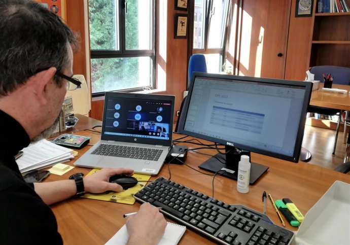 Np Y Foto Procesos Selectivos Educación