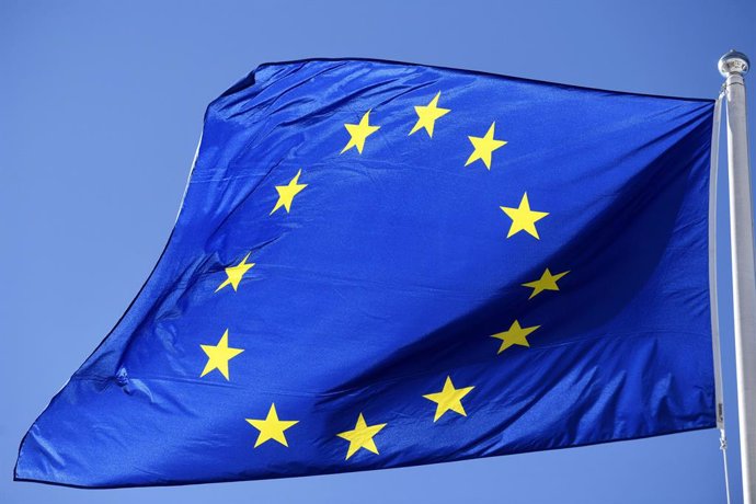 09 May 2020, Finland, Helsinki: An European Union flag flies during the celebration of the 70th anniversary of Europe Day. Photo: Vesa Moilanen/Lehtikuva/dpa