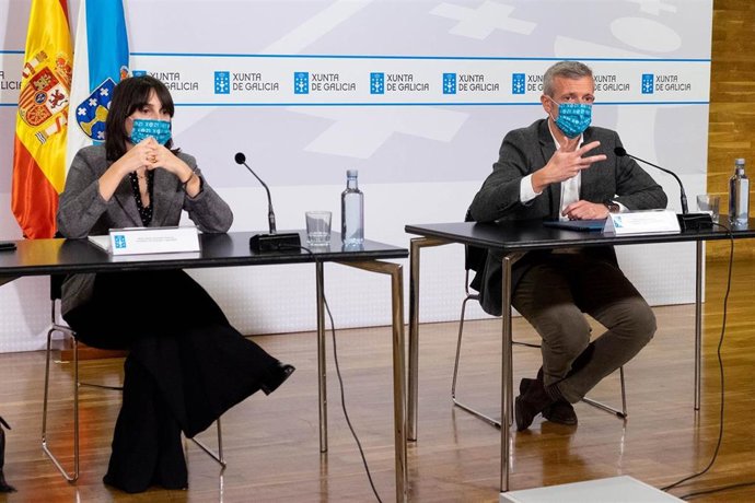 La conselleira de Emprego y el vicepresidente primero de la Xunta
