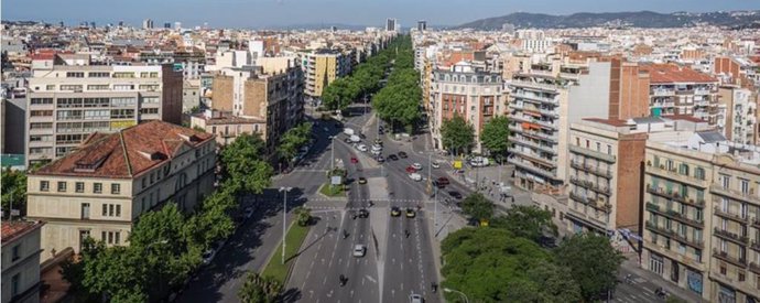 Calle Aragó de Barcelona en el seu encreuament amb l'avinguda Diagonal