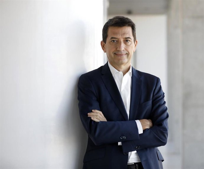 Doménech cree que no es momento de algunas subidas de impuestos en los  PGE, como el de Sociedades e IRPF a rentas altas