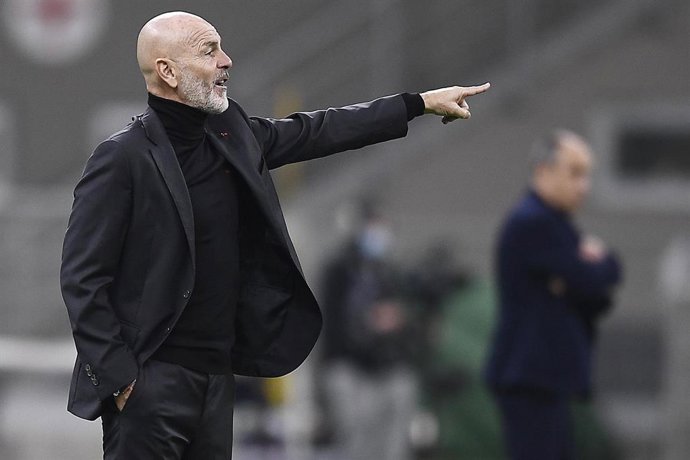 El entrenador del AC Milan, Stefano Pioli