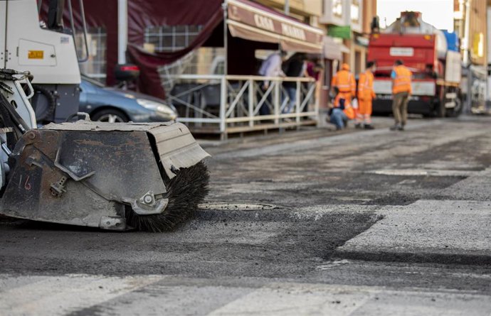 Plan de asfaltado del Ayuntamiento de Huelva. 