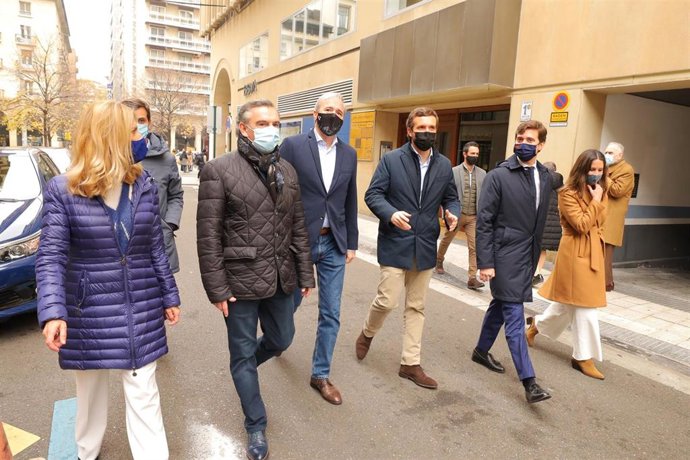 Jorge Azcón afirma que se reunirá con los sectores de la concertada, que "van a contar con el apoyo del PP".