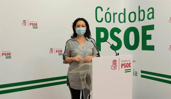La diputada nacional del PSOE Córdoba, Rafi Crespín, en la sede de su partido, foto de archivo