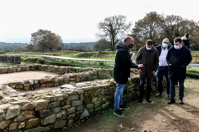 Fotos Da Nota Xa Enviada: A Escavación Arqueolóxica Impulsada Pola Xunta E A Uvigo Na Ciadella Determina A Cronoloxía Da Ocupación No Campamento
