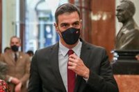 Sánchez, "impresionado" por las imágenes del derrumbe de La Gomera