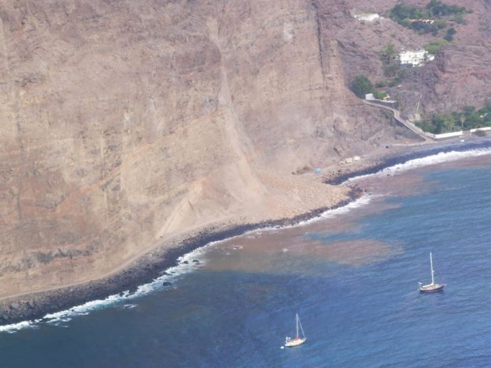 Derrumbe en el acceso a Argaga, en Vallehermoso