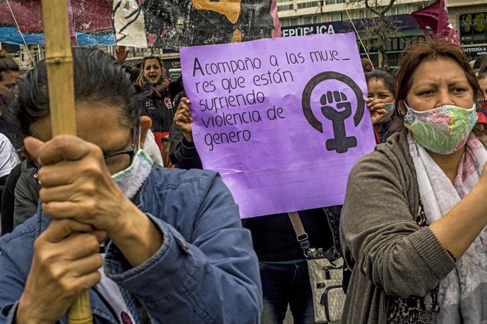 Manifestación feminista y contra la violencia de género en Buenos Aires, Argentina