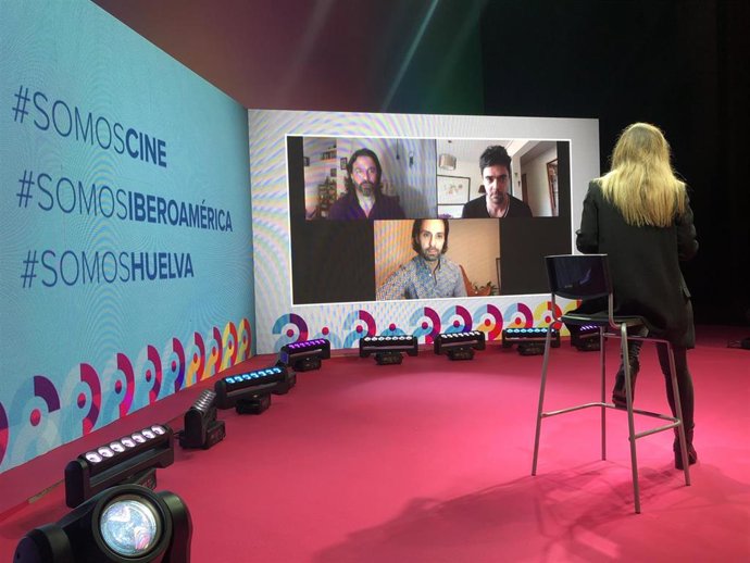 La chilena 'Matar a Pinochet' abre la Sección Oficial del Festival con un relato "universal" de "amor al pueblo"