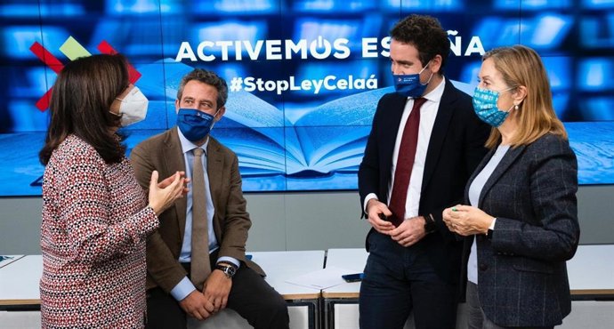 El secretario general del PP, Teodoro García Egea, junto a Jaime de Olano, Ana Pastor y Sandra Monero, anunciando una recogida de firmas contra la Ley Celaá. En Madrid, a 10 de noviembre de 2020.