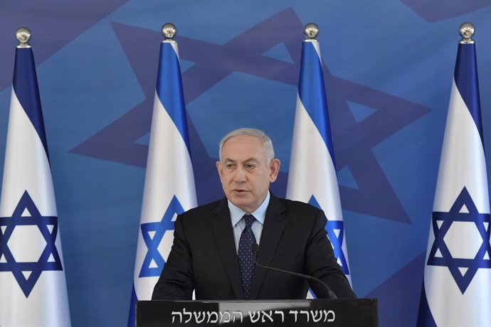 HANDOUT - 13 November 2020, Israel, Tel Aviv: Israeli Prime Minister Benjamin Netanyahu speaks during the signing of the agreement with Pfizer to receive eight million doses of vaccine for the coronavirus, at the Defence Ministry. Photo: Kobi Gideon/GPO