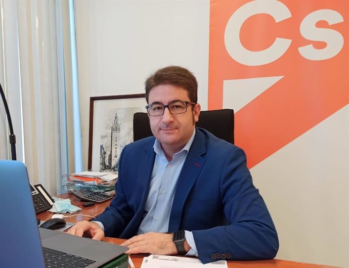 El portavoz adjunto de Ciudadanos en la Diputación de Sevilla, Manuel Benjume
