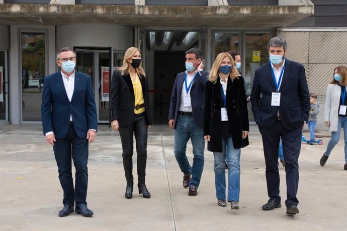 Oliván (PP) critica al PSOE por detener finalización de obras hidráulicas "imprescindibles" para la provincia de Huesca.