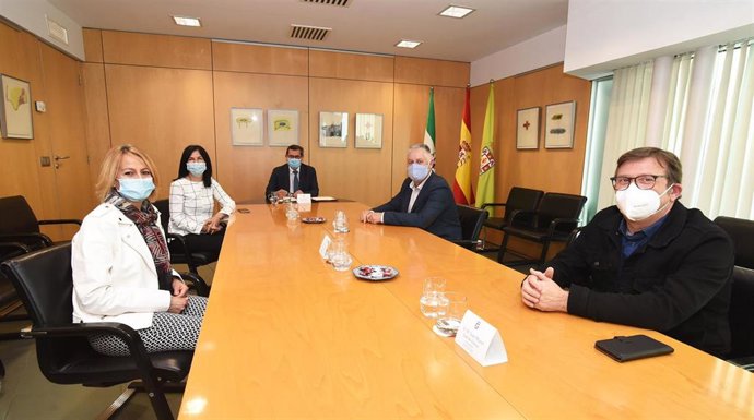 Firma de convenio entre las administraciones