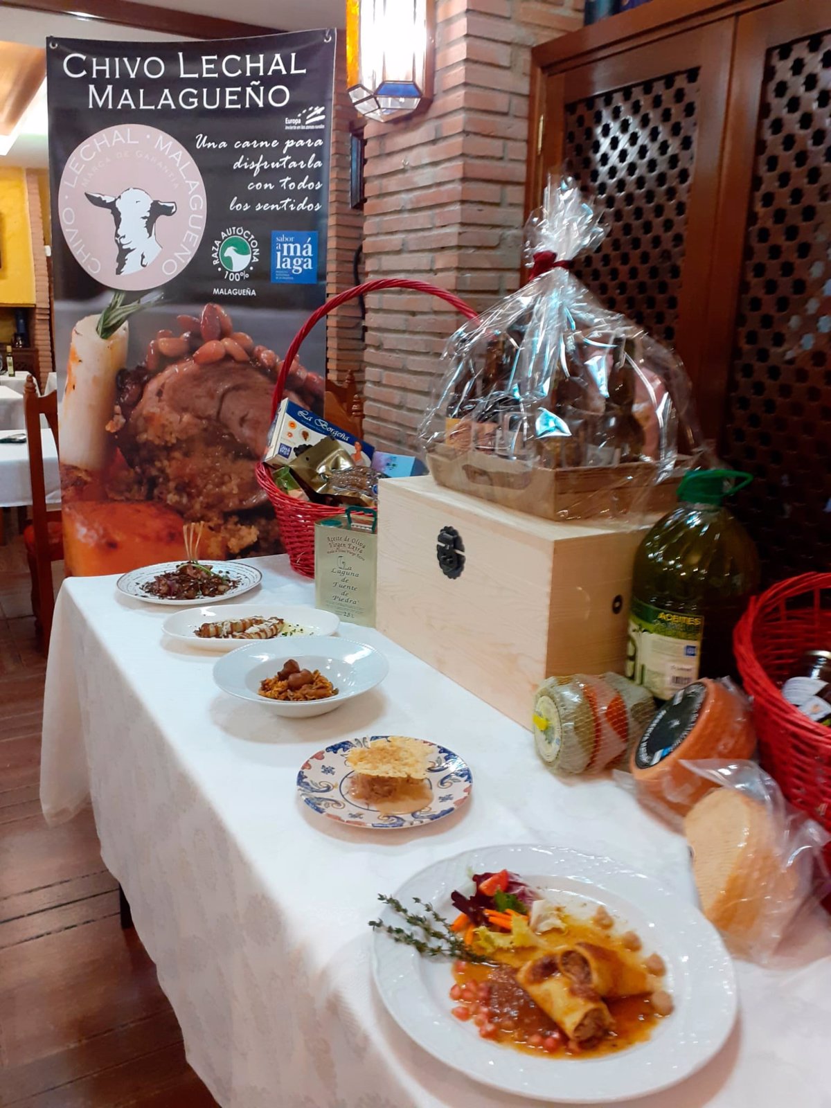 Trampas Diagnosticar voltaje El Mesón Astorga, ganador del IV Concurso Provincial de Cocina de Chivo  Lechal Malagueño