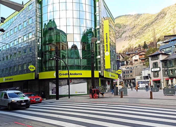 La sede central de Crdit Andorr, en el centro de Andorra la Vella.