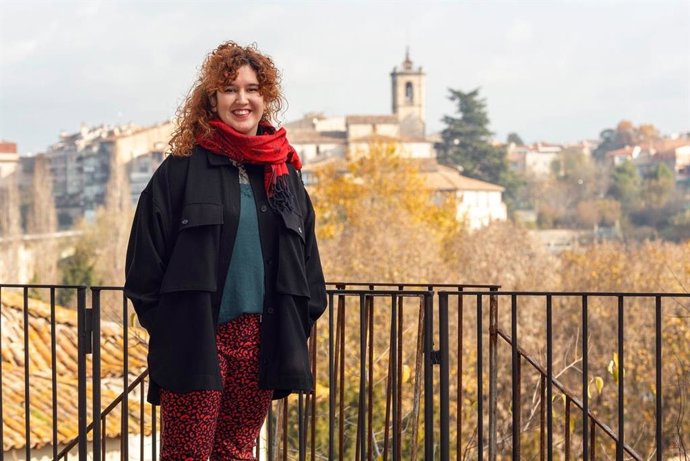 La poetessa Raquel Santanera, guanyadora del 36 premi de poesia Miquel Martí i Pol