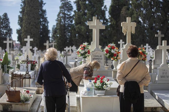 Visitas al cementerio de San Fernando