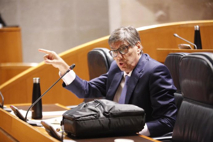 El vicepresidente del Gobierno de Aragón y consejero de Industria, Arturo Aliaga.