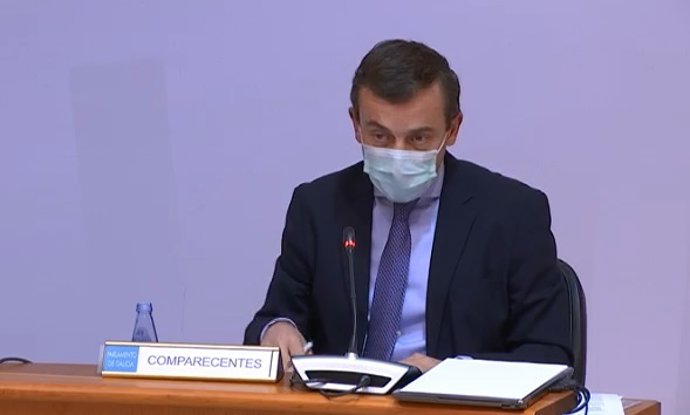 El presidente de la Fundación San Rosendo, José Luis Gavela, en la comisión de reactivación de Galicia del Parlamento gallego.