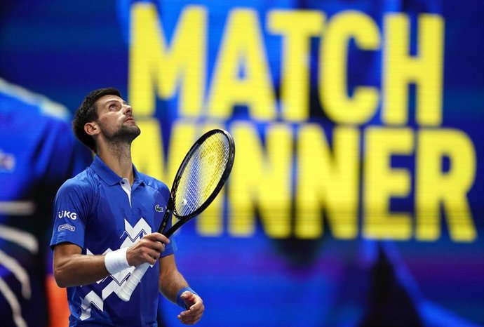 El tenista serbio Novak Djokovic tras ganar su primera partido en las Finales de la ATP 2020 ante Diego Schwartzmann
