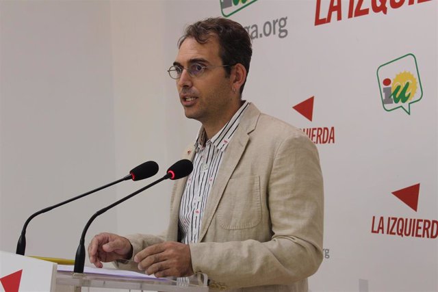 El coordinador general de IU Andalucía y portavoz de Adelante Andalucía, Toni Valero.