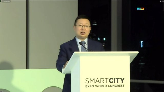 El presidente del departamento de negocios de Huawei, Kun Yue, en el Smart City Expo de Fira de Barcelona