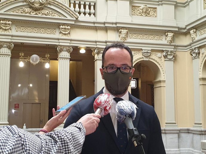 El portavoz de Vox en la Junta General, Ignacio Blanco