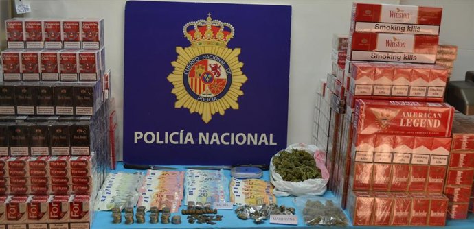 Droga y tabaco de contrabando intervenido en El Puerto