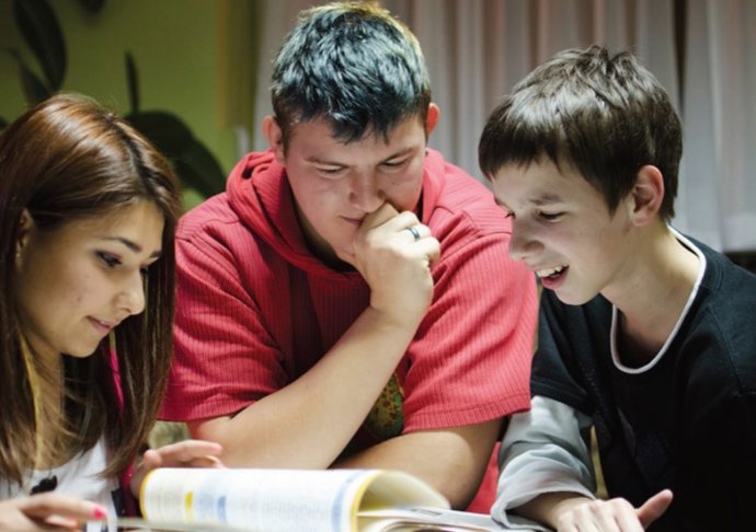 Jóvenes bajo el sistema de protección