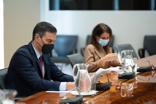 El president del Govern espanyol, Pedro Sánchez, presideix la reunió del Comitè de Seguiment del Coronavirus, a La Moncloa. Madrid (Espanya), 16 de novembre del 2020.