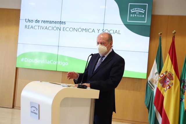 Villalobos, en rueda de prensa en la Diputación