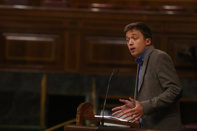 El portavoz de Más País en el Congreso, Íñigo Errejón, durante una sesión del Pleno