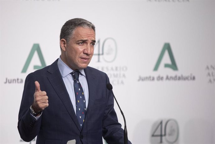 El consejero de Presidencia, y portavoz del Gobierno andaluz, Elías Bendodo, durante la rueda de prensa posterior al Consejo de Gobierno de la Junta de Andalucía. En Sevilla, (Andalucía, España), a 17 de noviembre de 2020.