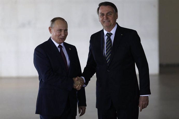 El presidente de Rusia, Vladimir Putin, y el de Brasil, Jair Bolsonaro, durante la cumbre de los BRICS celebrada en 2019 en Brasilia.