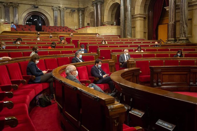 Pleno del Parlament de Catalunya el 18 de noviembre de 2020