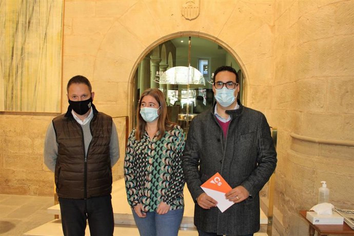 PP y Cs apuestan por la caza como actividad esencial