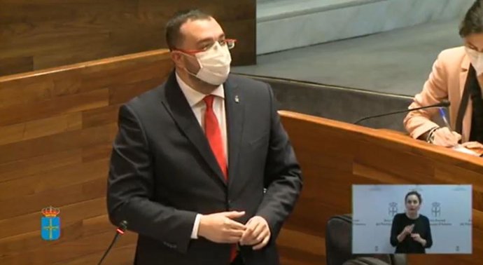 El presidente del Principado de Asturias, Adrián Barbón