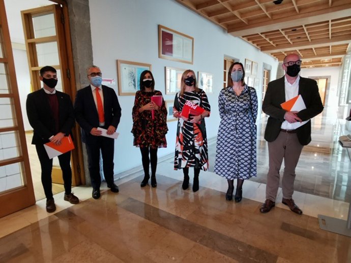 Reunión Gobierno de Cantabria con representantes de Cs